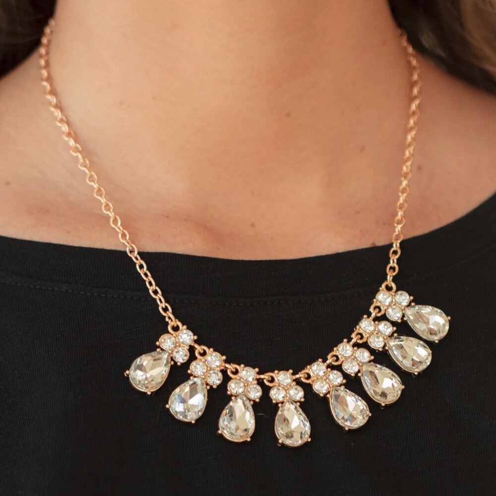 Paparazzi Jewelry Accessories - Sparkly Ever After - Gold Necklace - Vintage